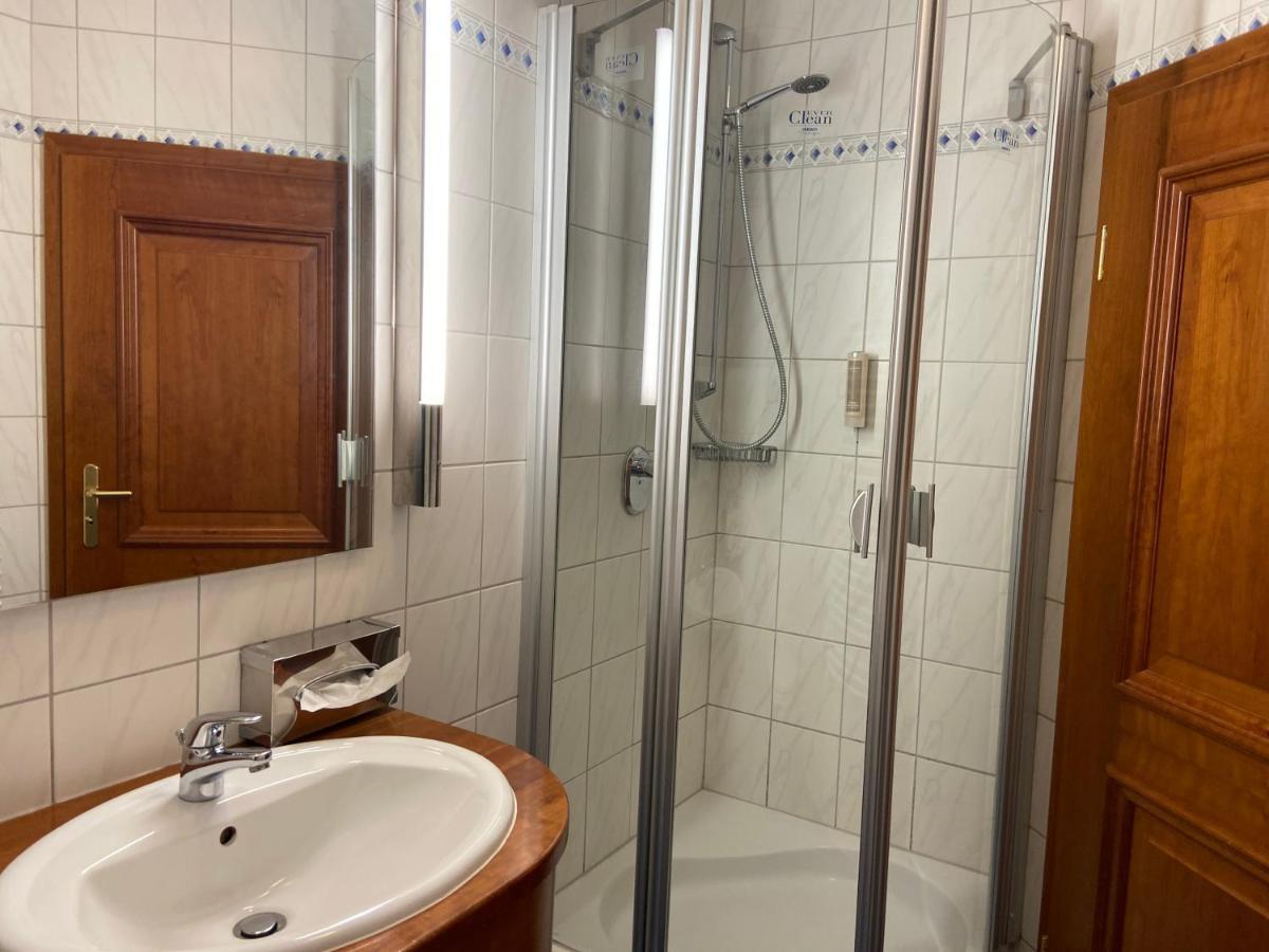 Hotel Zur Schoenen Aussicht Marktheidenfeld Eksteriør billede