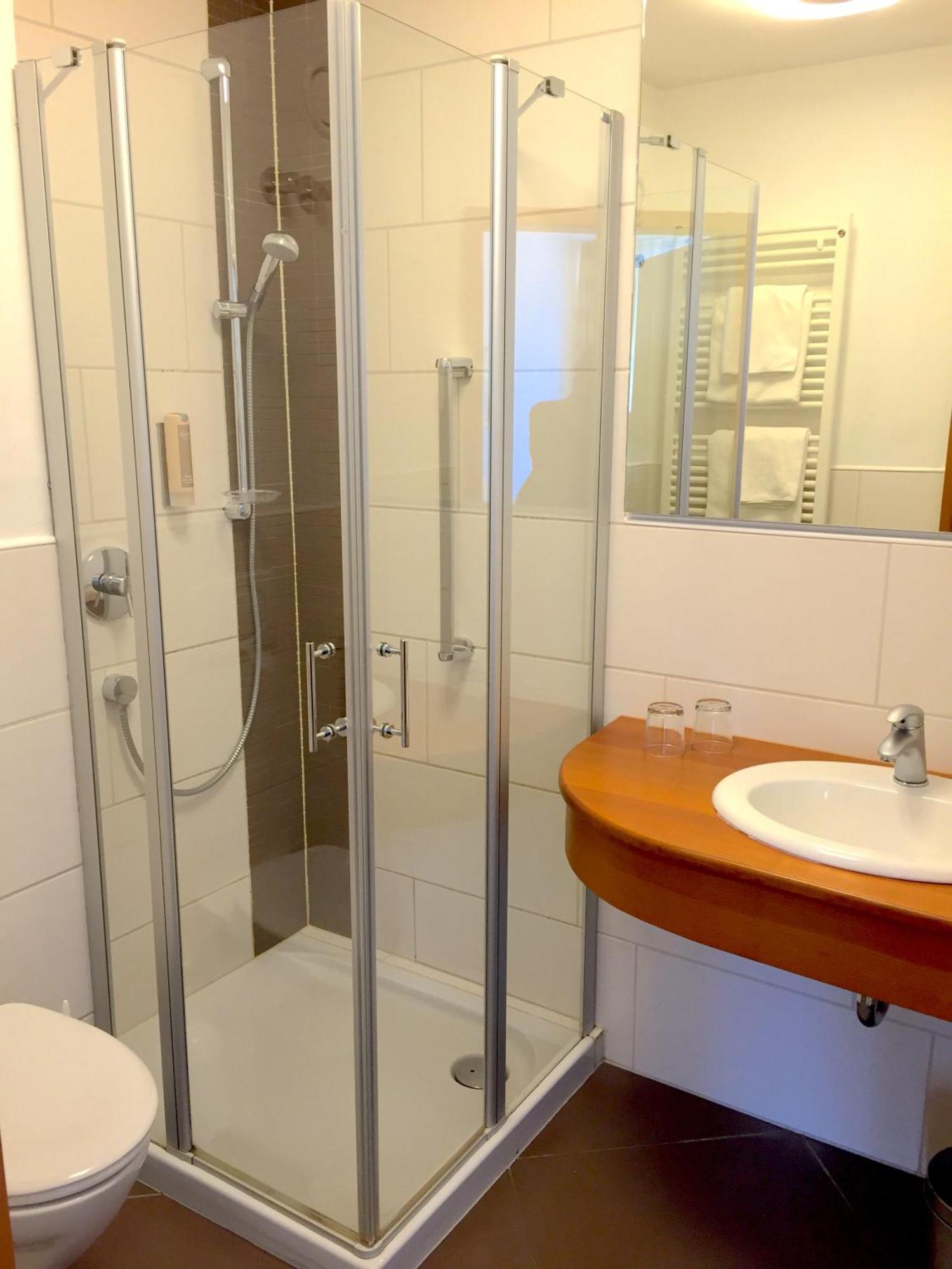 Hotel Zur Schoenen Aussicht Marktheidenfeld Eksteriør billede