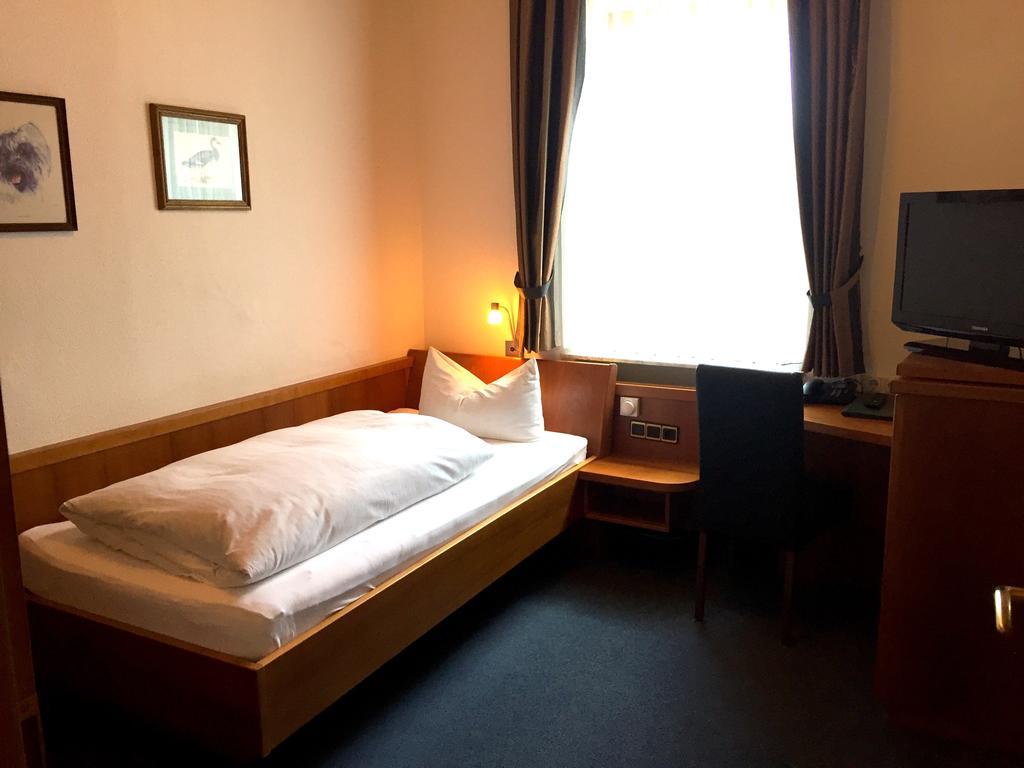 Hotel Zur Schoenen Aussicht Marktheidenfeld Eksteriør billede